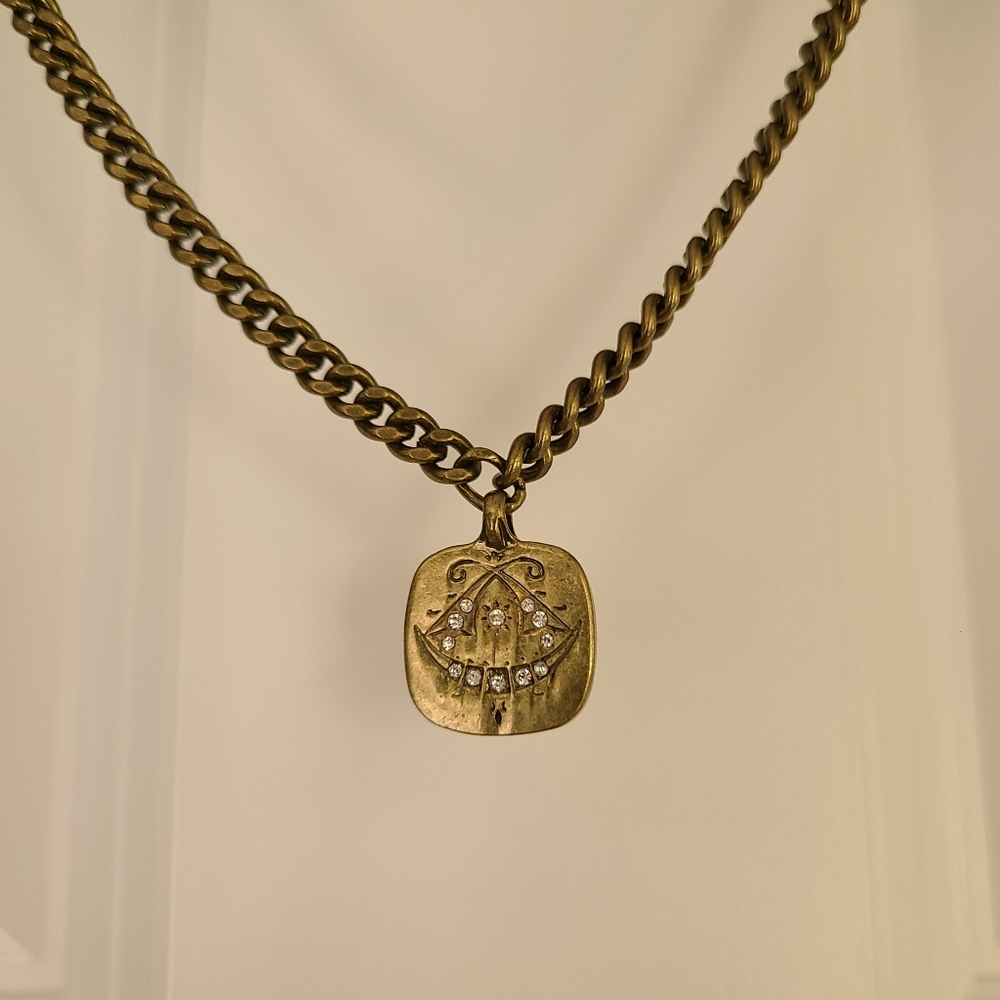 Stella & Dot Jezebel Pendant Necklace Retired Piece